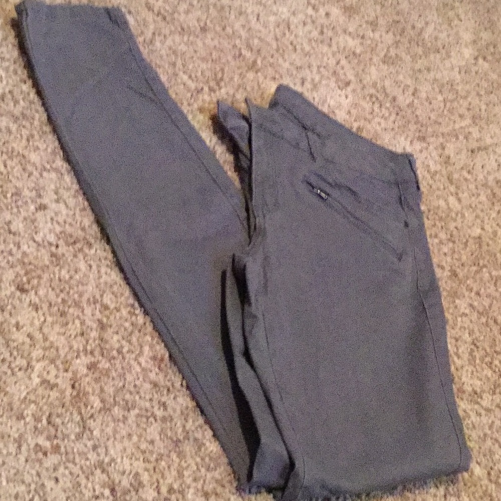 Skinny jeans